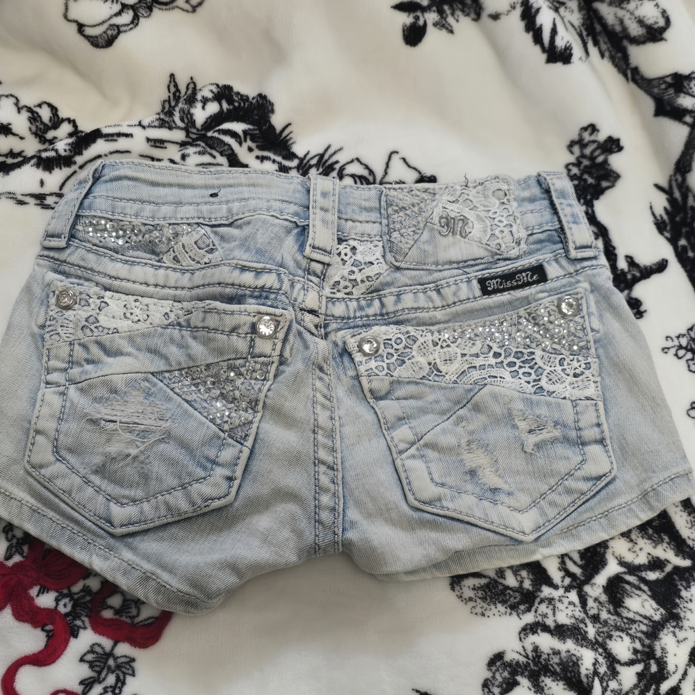 Miss Me Shorts